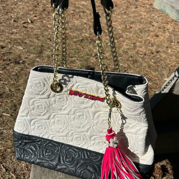 NWOT Betsey Johnson flower purse - Picture 8 of 10